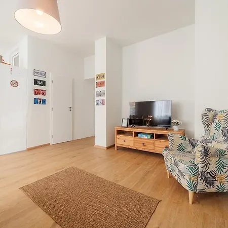 Old Town 1br Near Main Square Pressburg